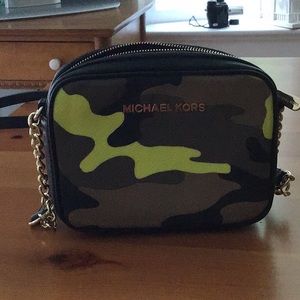 Michael kors cross body bag